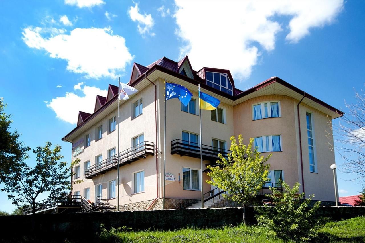 Курортные отели База отдыха Камянка Межгорье